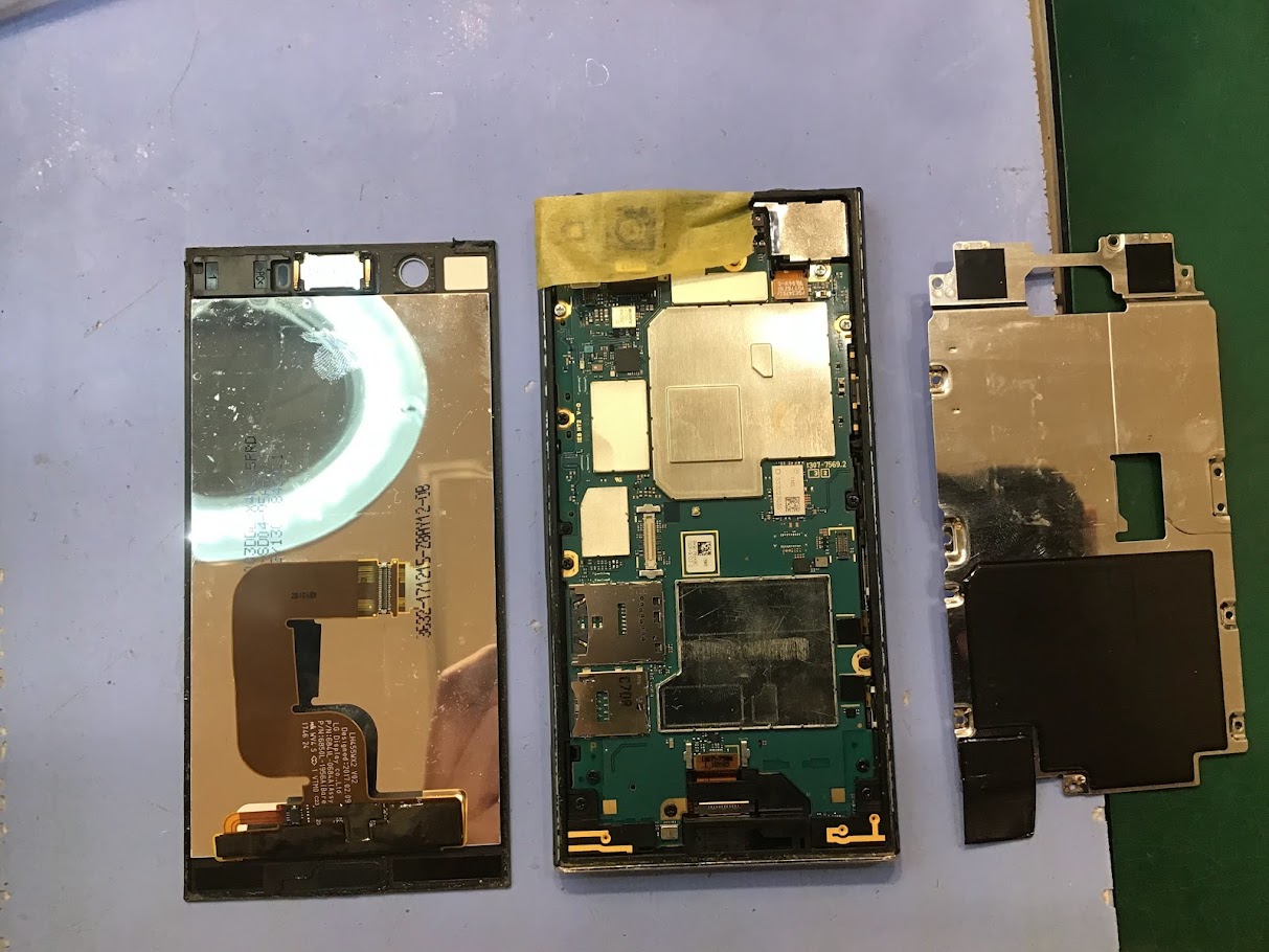 XperiaXZcompactの修理ならデータそのまま修理可能なスマホ修理工房セレオ甲府店へ！
